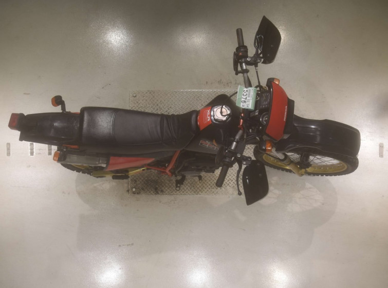 Мотоцикл Honda XLR250R з пробігом 21001 km