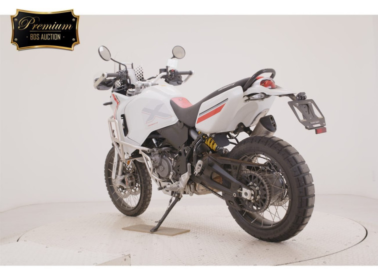 Мотоцикл Ducati DESERT X з пробігом 6368 km