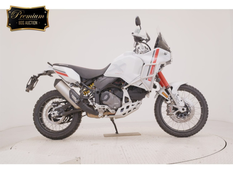 Мотоцикл Ducati DESERT X з пробігом 6368 km