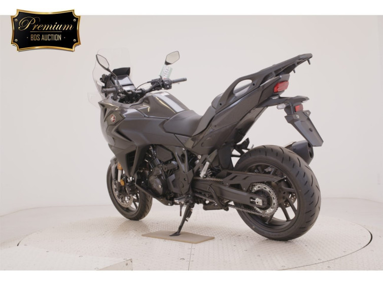 Мотоцикл Honda NT1100 з пробігом 1452 km