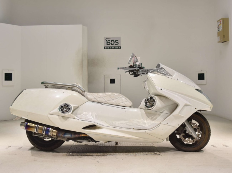 Мотоцикл Yamaha MAXAM250