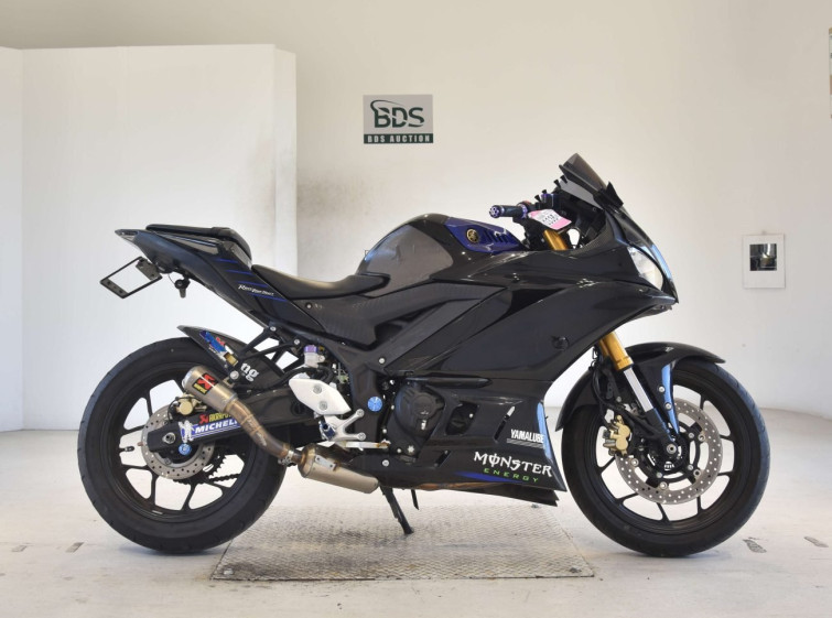 Мотоцикл Yamaha YZF-R3 з пробігом 21788 km
