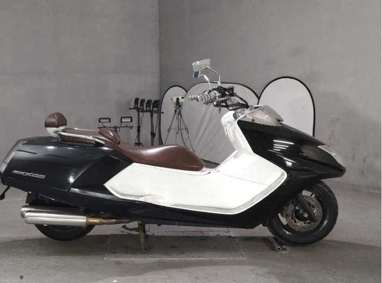 Мотоцикл Yamaha MAXAM250 з пробігом 27654 km