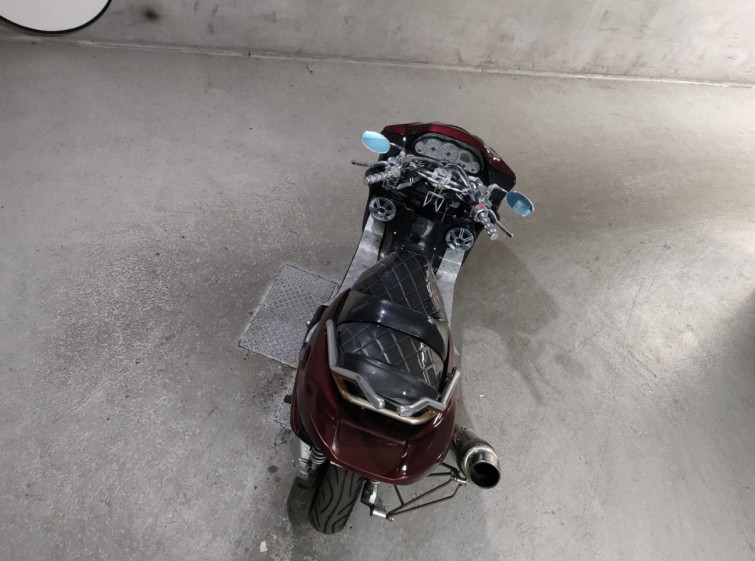 Мотоцикл Yamaha MAJESTY 250C