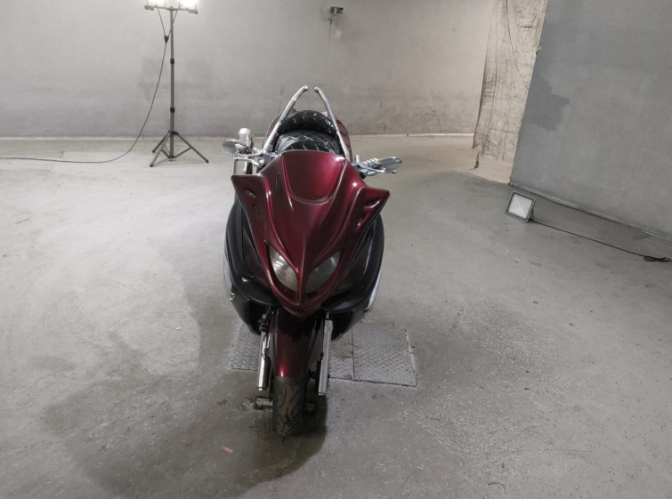 Мотоцикл Yamaha MAJESTY 250C