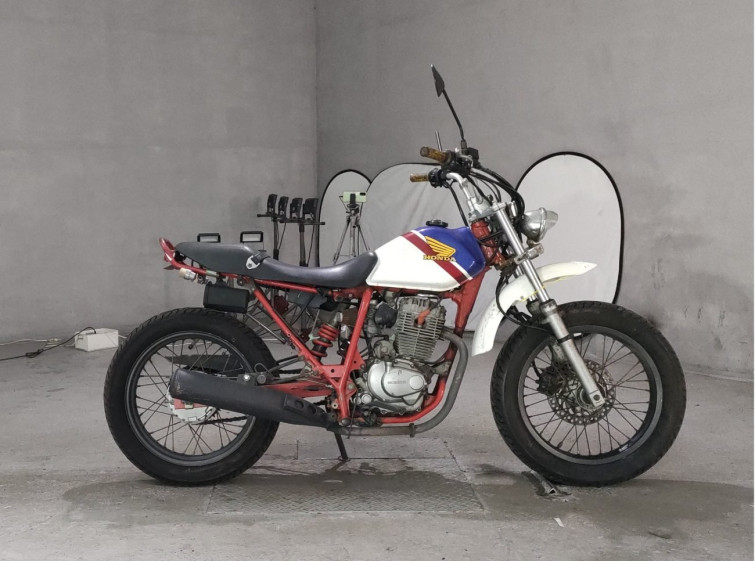 Мотоцикл Honda FTR223 з пробігом 23719 km