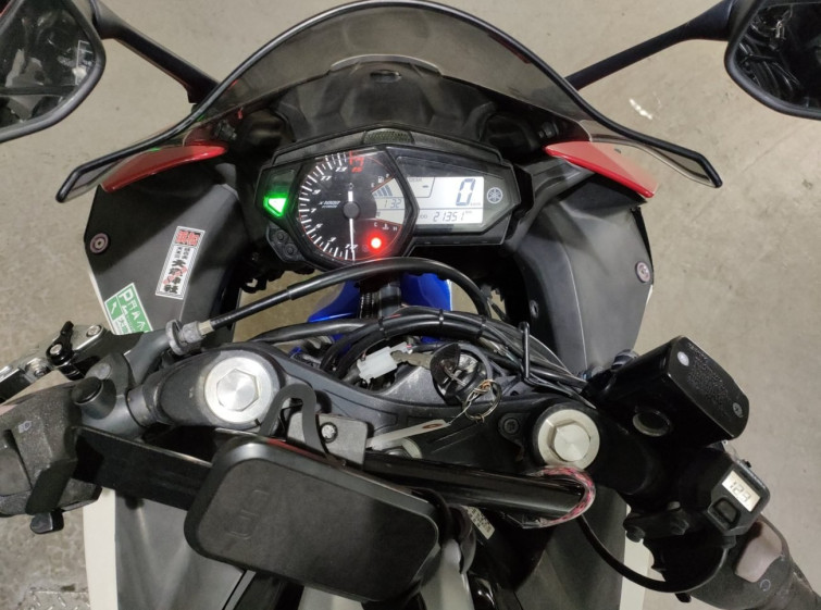 Мотоцикл Yamaha YZF-R25 с пробегом 21350 km
