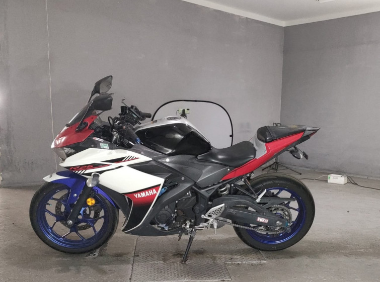 Мотоцикл Yamaha YZF-R25 с пробегом 21350 km
