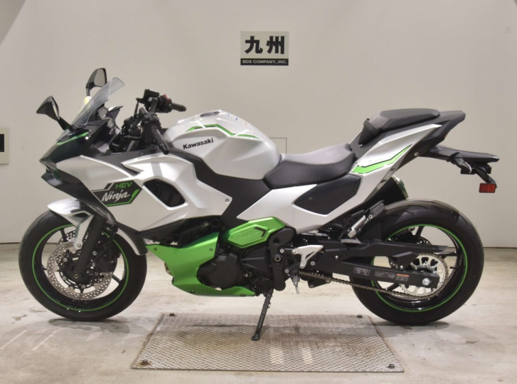Мотоцикл Kawasaki NINJA7HYBRID з пробігом 3 km
