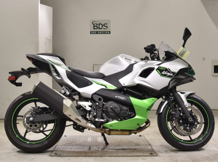 Мотоцикл Kawasaki NINJA7HYBRID з пробігом 3 km