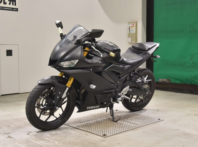 Мотоцикл Yamaha YZF-R25 с пробегом 9503 km