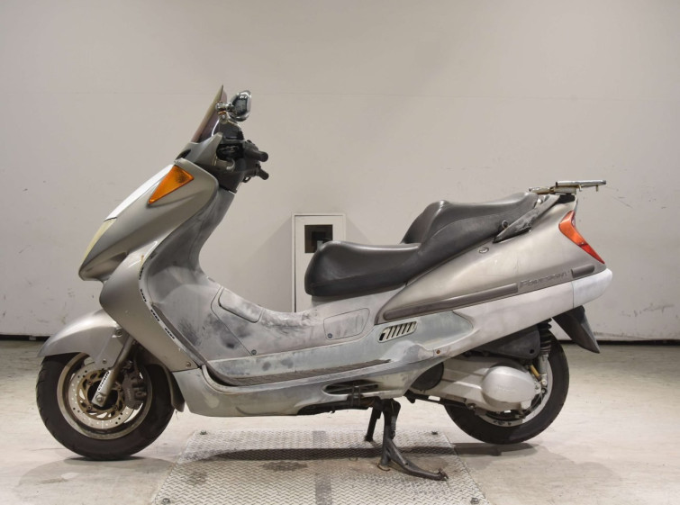 Мотоцикл Honda FORESIGHT з пробігом 48985 km