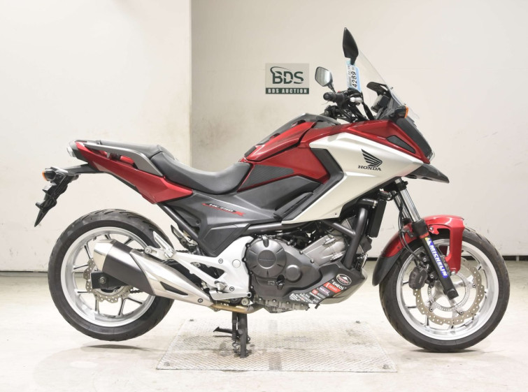 Мотоцикл Honda NC750X с пробегом 10010 km