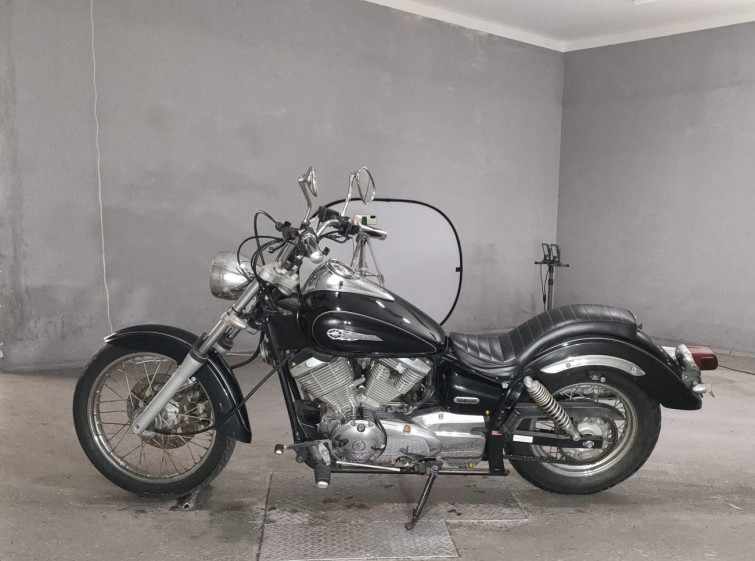 Мотоцикл Yamaha DRAGSTAR XVS250 з пробігом 18417 km