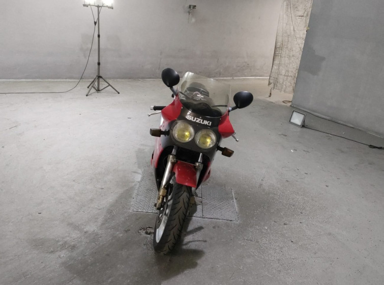 Мотоцикл Suzuki GSX-R750 з пробігом 32981 km
