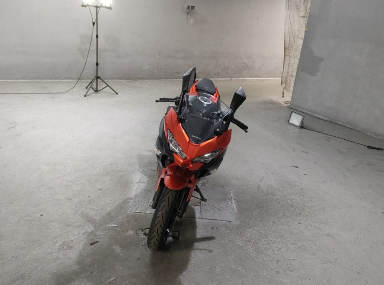 Мотоцикл Kawasaki NINJA400 з пробігом 2809 km