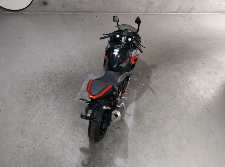 Мотоцикл Kawasaki NINJA400 з пробігом 2809 km