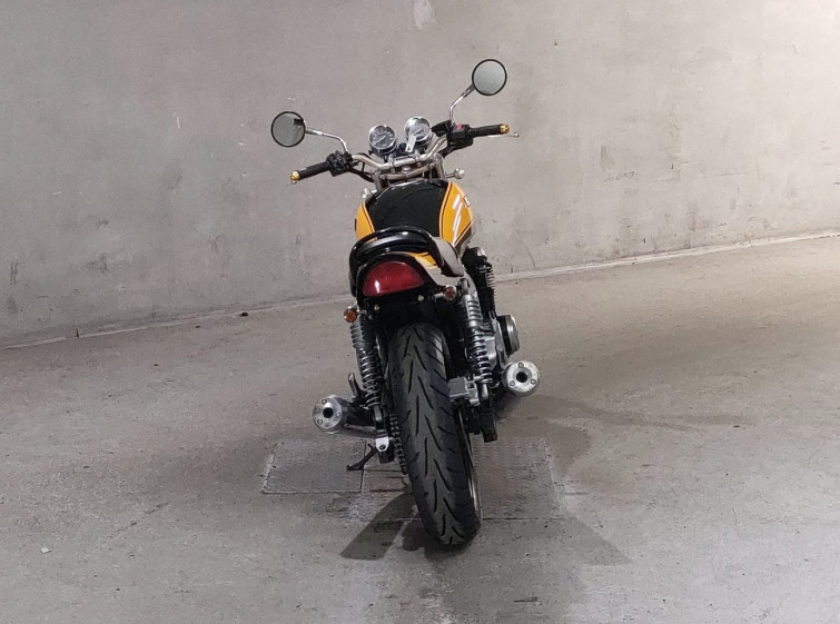 Мотоцикл Kawasaki ZEPHYR750 з пробігом 8489 km