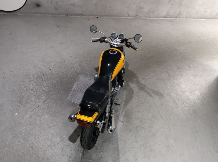 Мотоцикл Kawasaki ZEPHYR750 з пробігом 8489 km