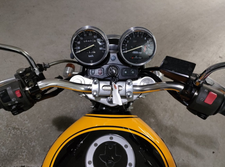 Мотоцикл Kawasaki ZEPHYR750 з пробігом 8489 km