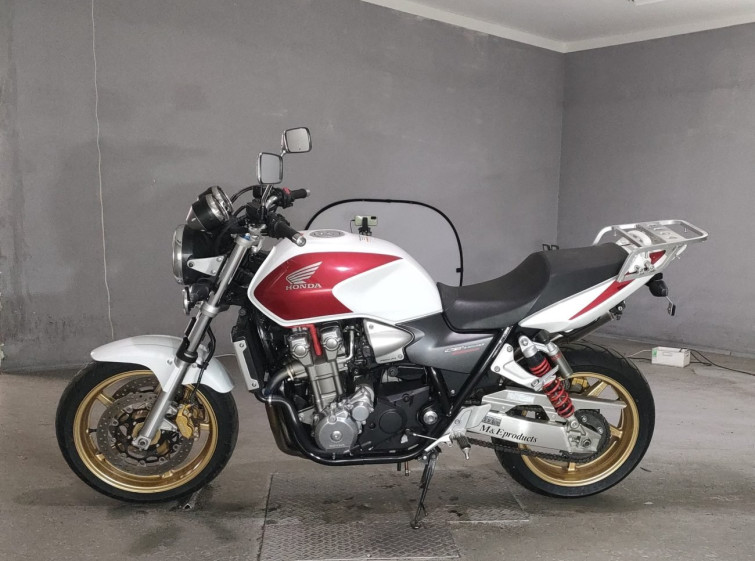 Мотоцикл Honda CB1300SF з пробігом 10684 km