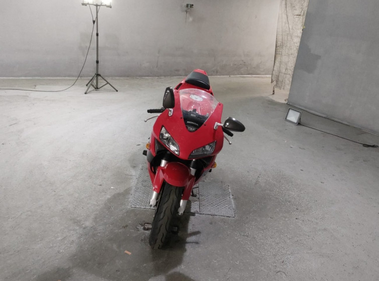 Мотоцикл Honda CBR600RR з пробігом 13981 km