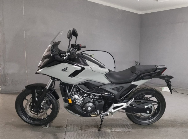 Мотоцикл Honda NC750X с пробегом 3193 km