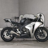 Мотоцикл Honda CBR1000RR з пробігом 18000 km