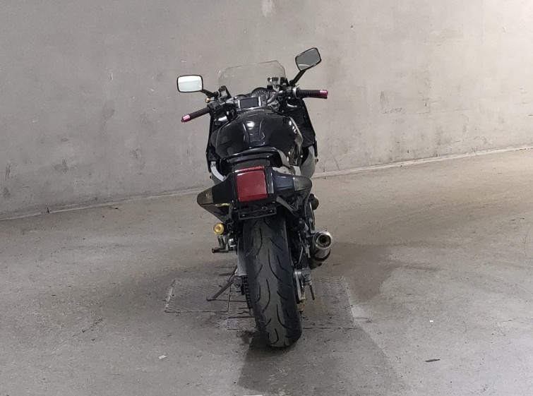 Мотоцикл Kawasaki ZZ-R1100 з пробігом 44216 km