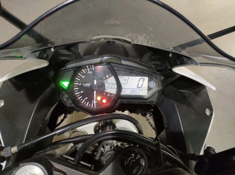 Мотоцикл Yamaha YZF-R3 з пробігом 3952 km