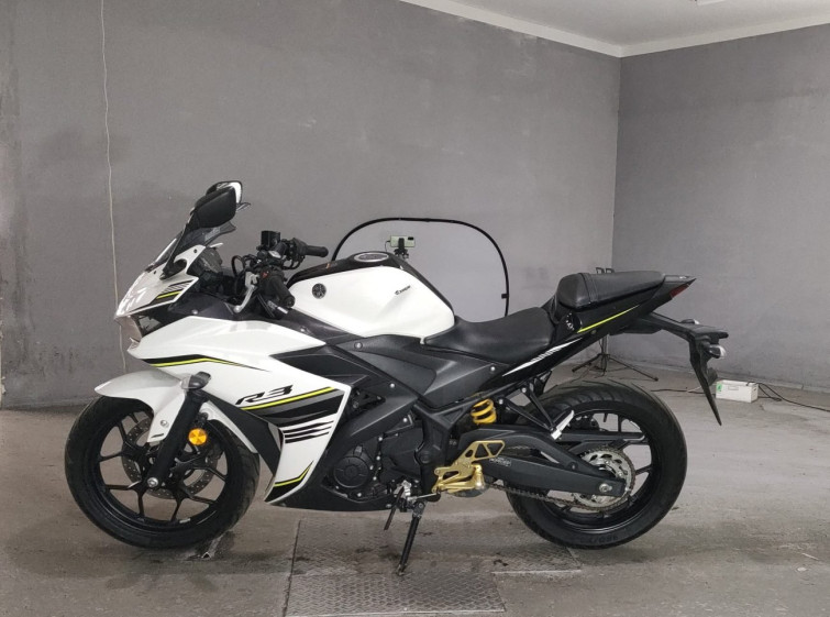 Мотоцикл Yamaha YZF-R3 з пробігом 3952 km