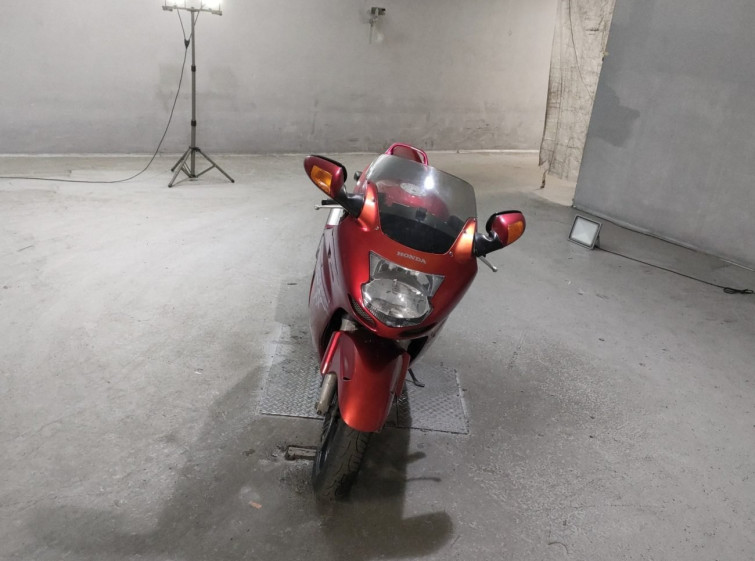 Мотоцикл Honda CBR1100XX BLACKBIRD з пробігом 42503 km