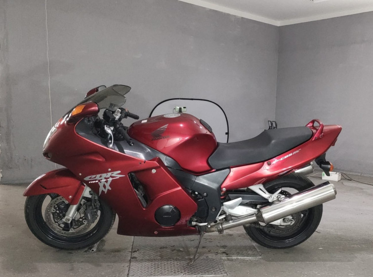 Мотоцикл Honda CBR1100XX BLACKBIRD з пробігом 42503 km