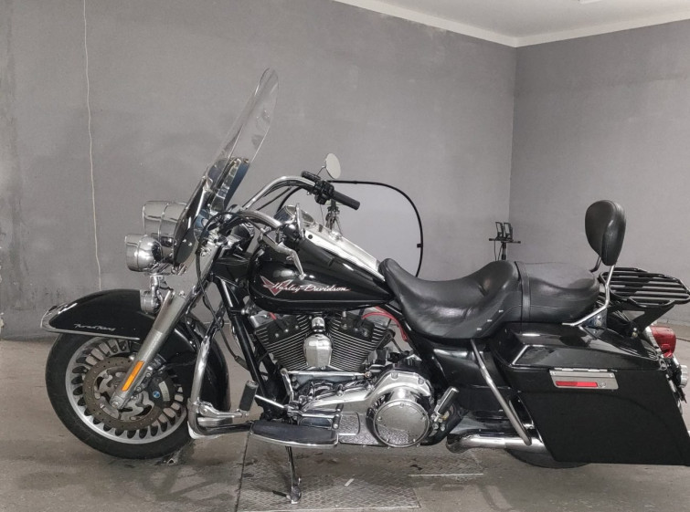 Мотоцикл HD ROAD KING FLHR1580 з пробігом 35221 km