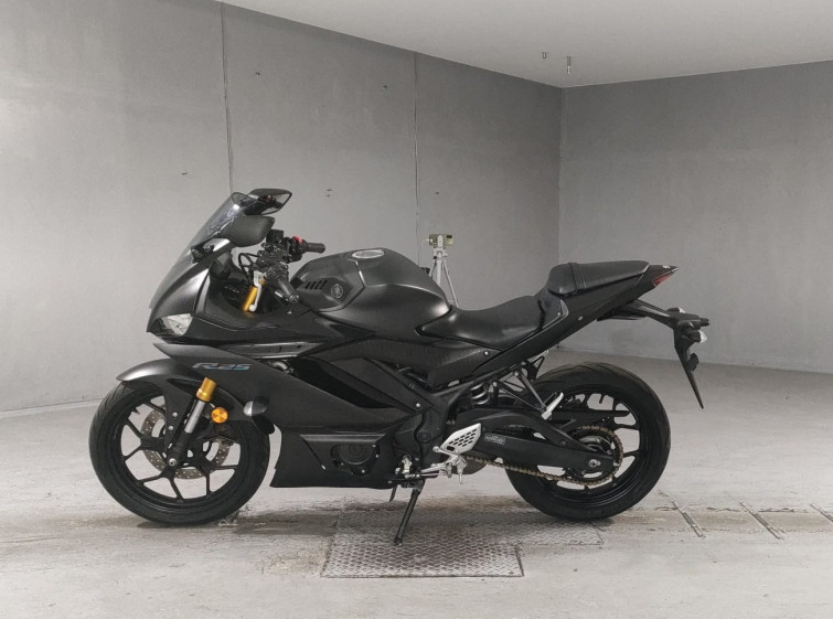 Мотоцикл Yamaha YZF-R25 з пробігом 22255 km