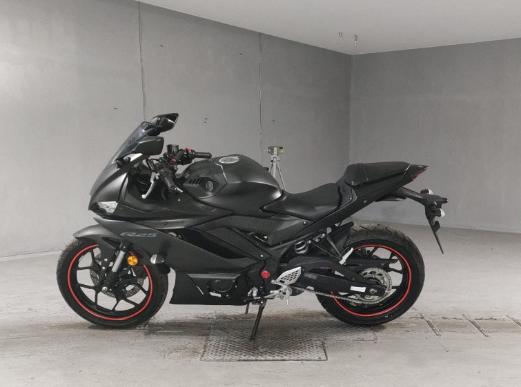 Мотоцикл Yamaha YZF-R25 з пробігом 4586 km