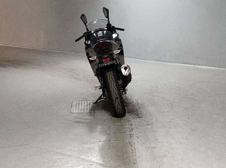 Мотоцикл Kawasaki NINJA250 з пробігом 14712 km