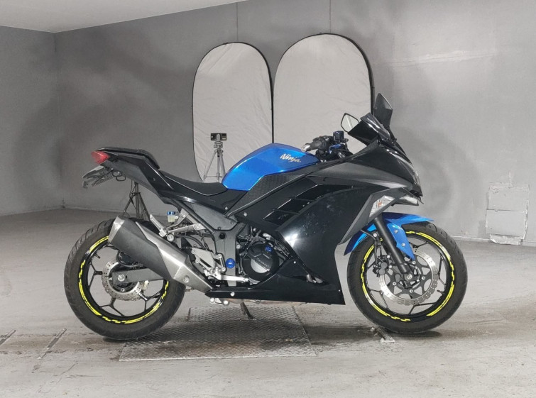 Мотоцикл Kawasaki NINJA250