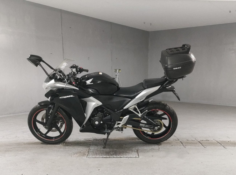 Мотоцикл Honda CBR250R з пробігом 23435 km