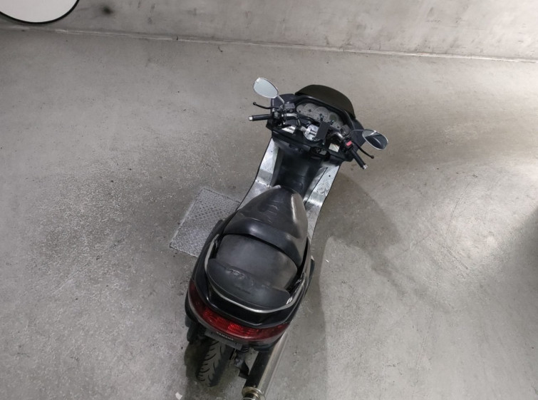 Мотоцикл Yamaha MAJESTY 250C