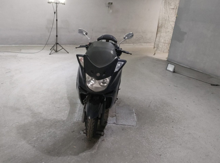 Мотоцикл Yamaha MAJESTY 250C