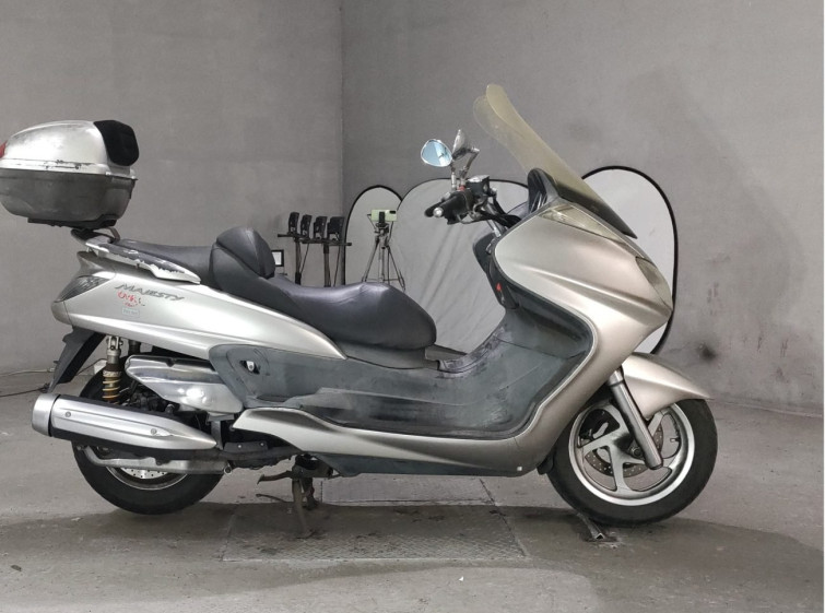 Мотоцикл Yamaha GRAND MAJESTY250 з пробігом 57240 km