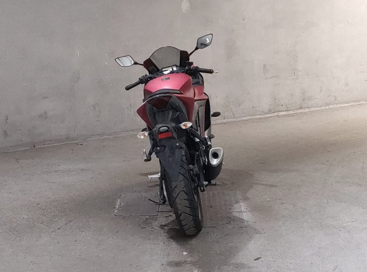 Мотоцикл Yamaha YZF-R25