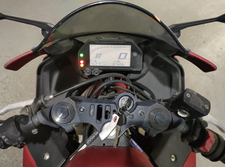 Мотоцикл Yamaha YZF-R25