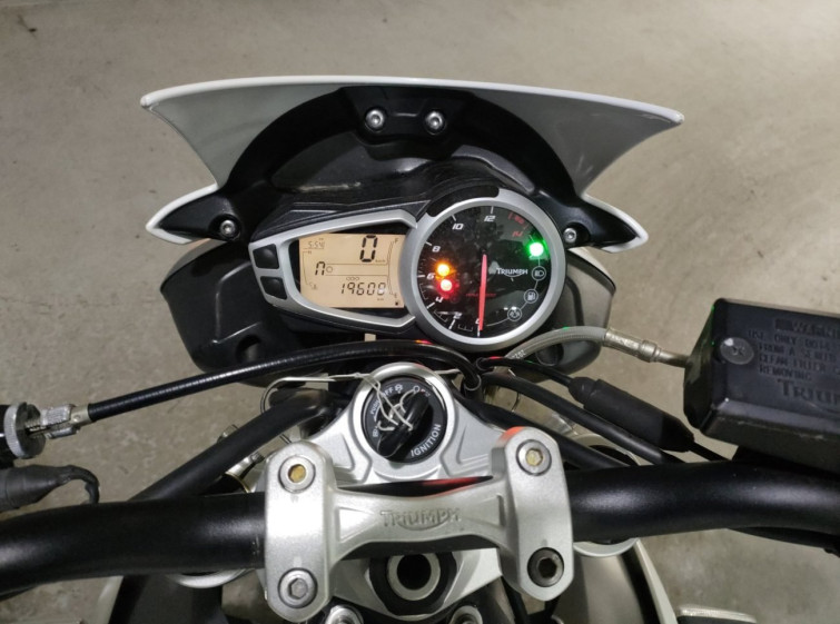 Мотоцикл Triumph STREET TRIPLE 85 з пробігом 19608 km