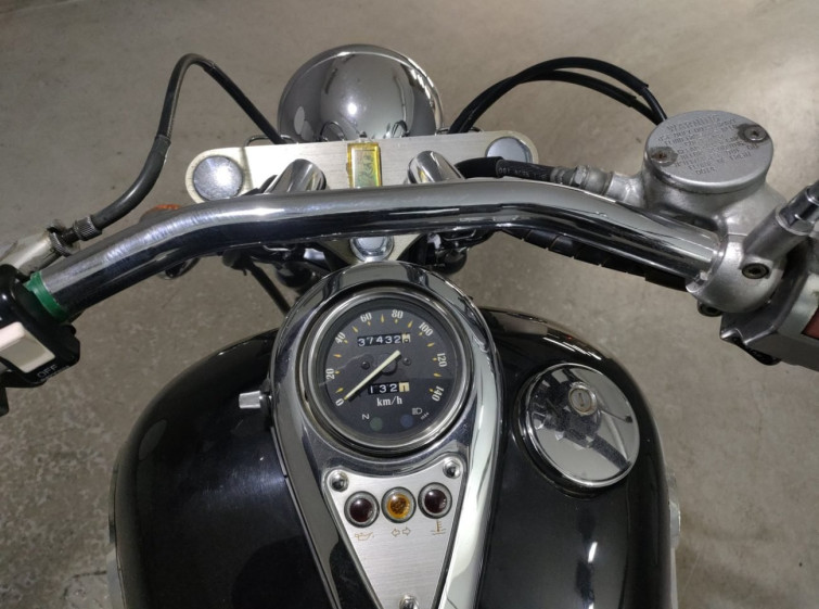 Мотоцикл Kawasaki VULCAN400 CUSTOM з пробігом 37432 km