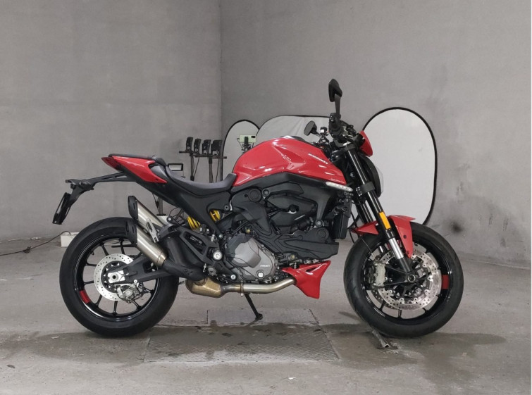 Мотоцикл Ducati MONSTER PLUS з пробігом 846 km