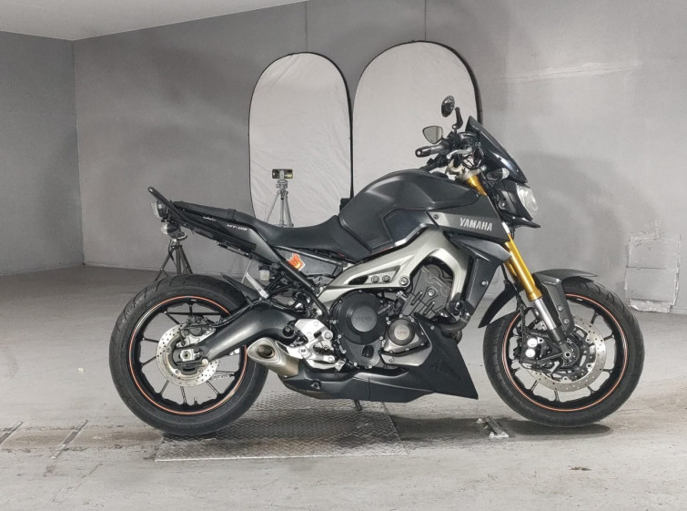Мотоцикл Yamaha MT-09 с пробегом 69913 km