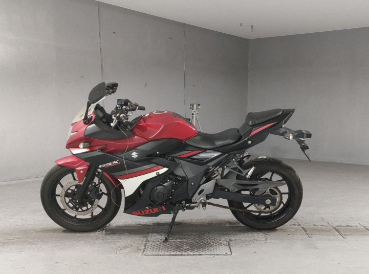 Мотоцикл Suzuki GSX250R з пробігом 37957 km