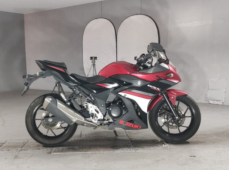 Мотоцикл Suzuki GSX250R з пробігом 37957 km